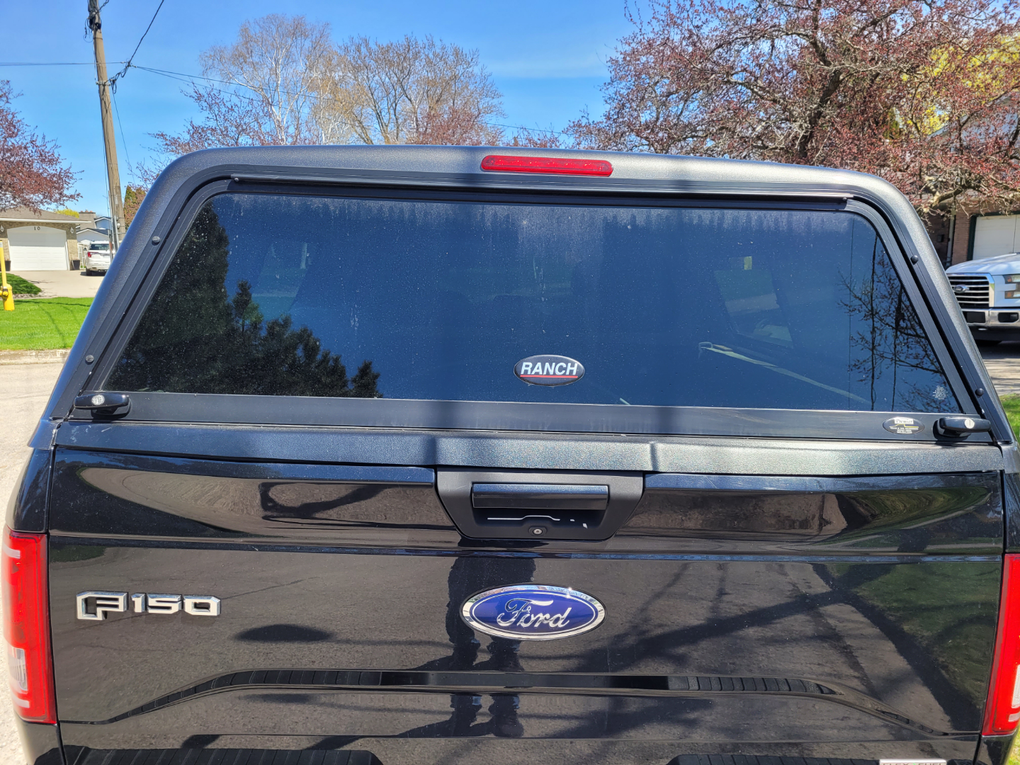 2020 6.5 Ford F150 79" Ranch Sierra Series Truck Cap - J7 Gray - photo 2