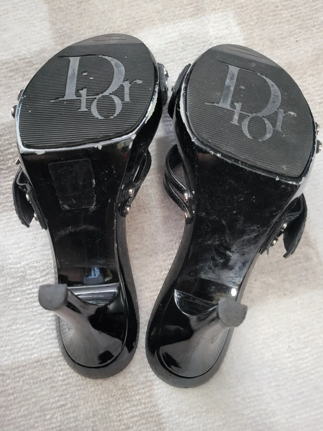 Dior Black Patent Leather Heels image indicator(3)