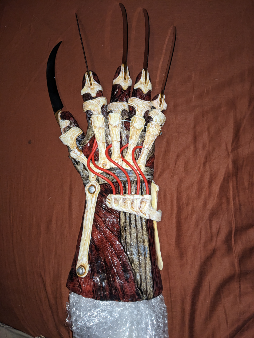 Freddy Krueger new nightmare glove
