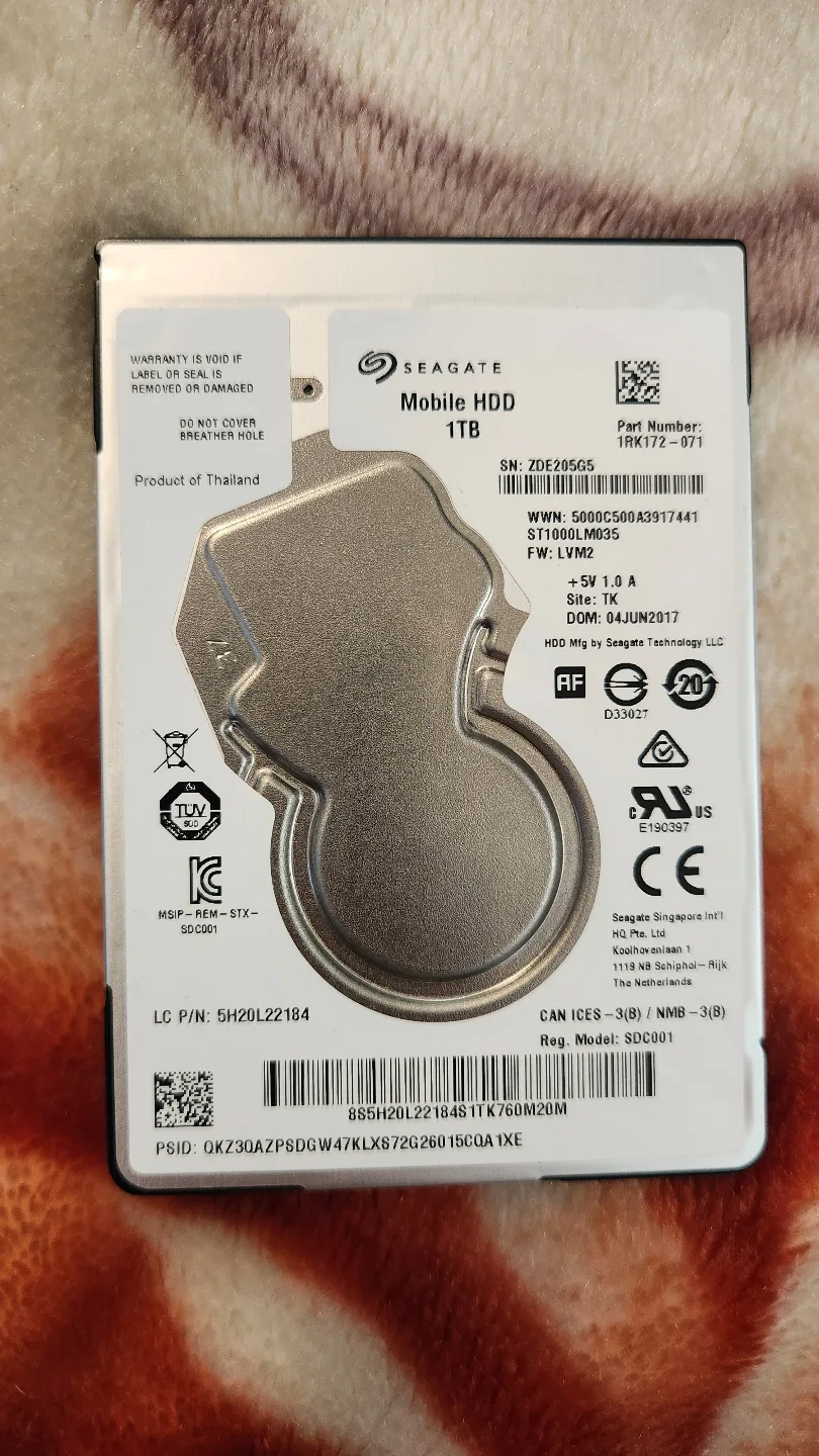 Seagate mobile HDD 1TB Hard drive thumbnail