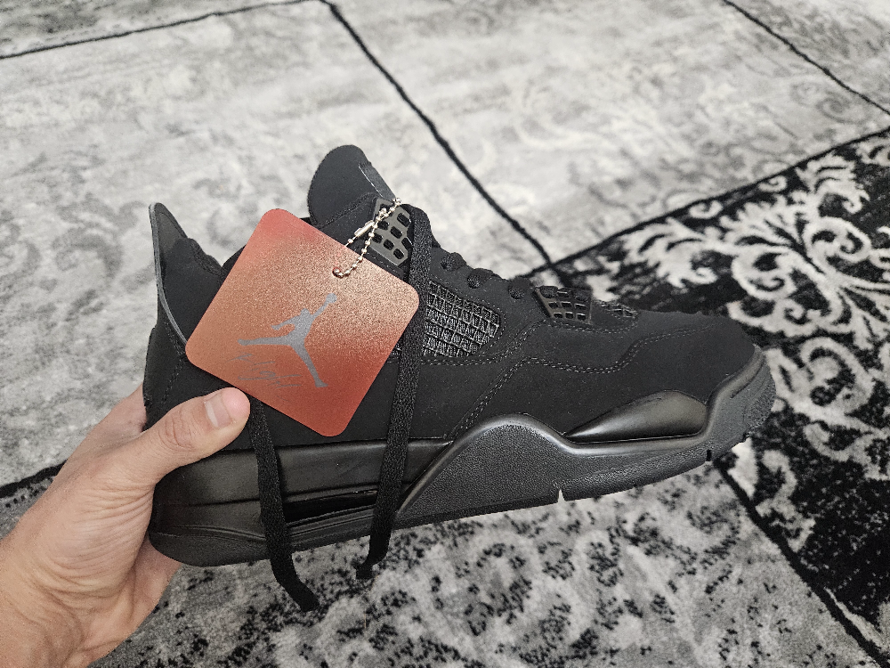 Jordan 4 Black Cat Size 9.5 - photo 3