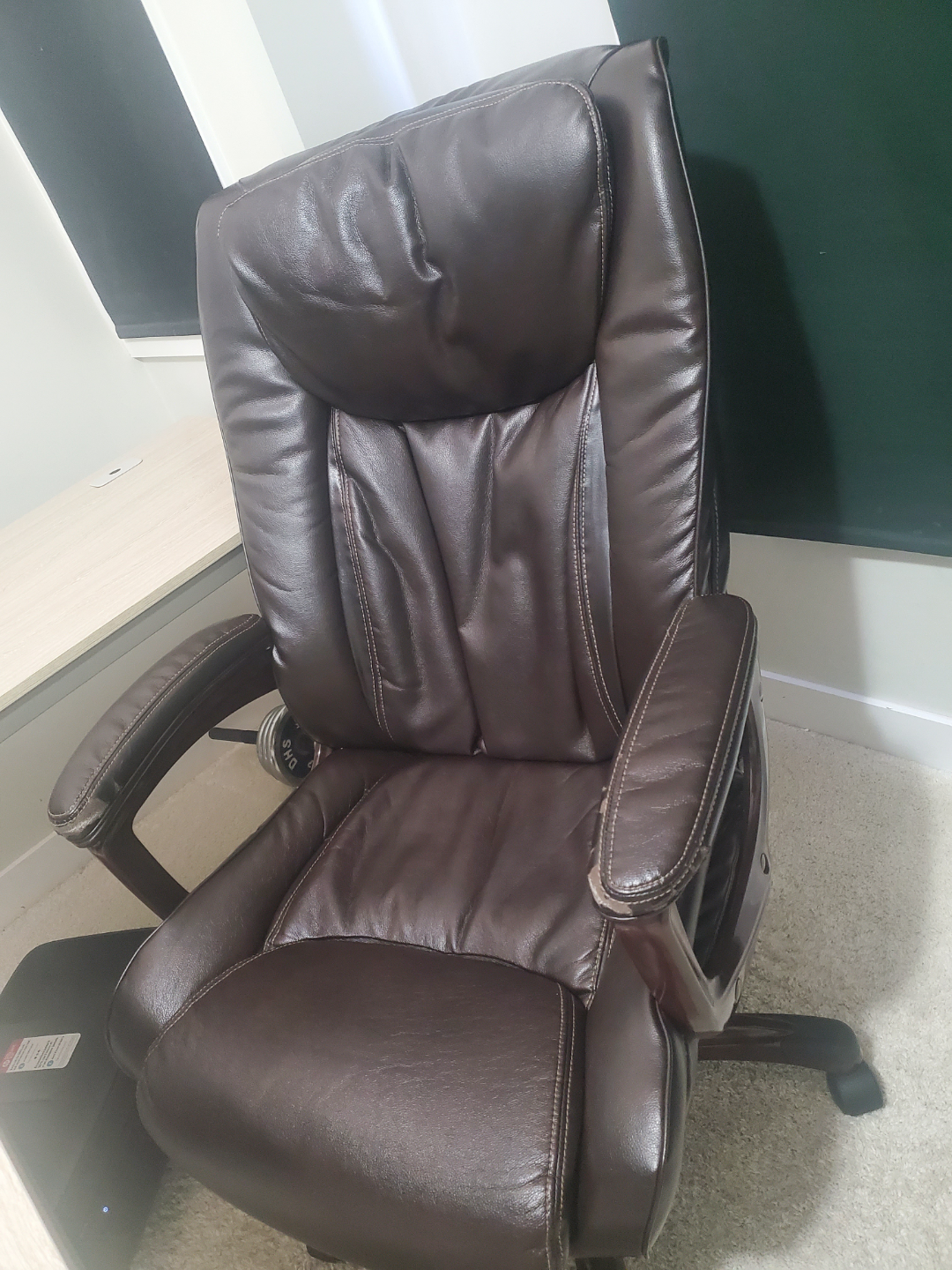 L shaped Desk & Office Chair - photo 3