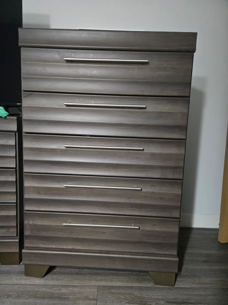 6-Drawer Dark Brown Wooden Dresser thumbnail