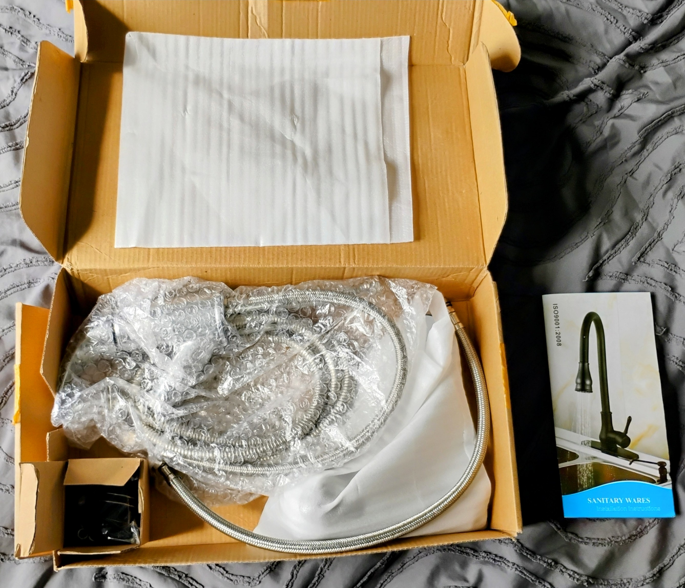 Brand New Silver Chrome Rotatable Retractable Kitchen Faucet