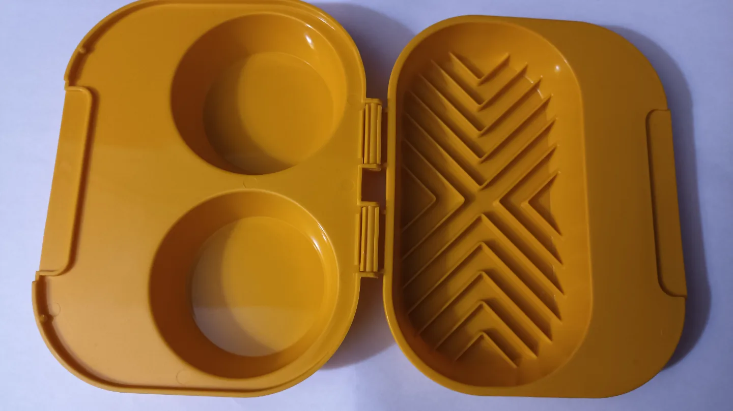 Vintage Plastic Food Containers Set - Egg Cooker image indicator(2)