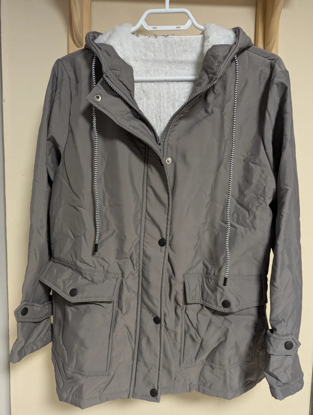 Gray Jacket ~ *New* image indicator(3)