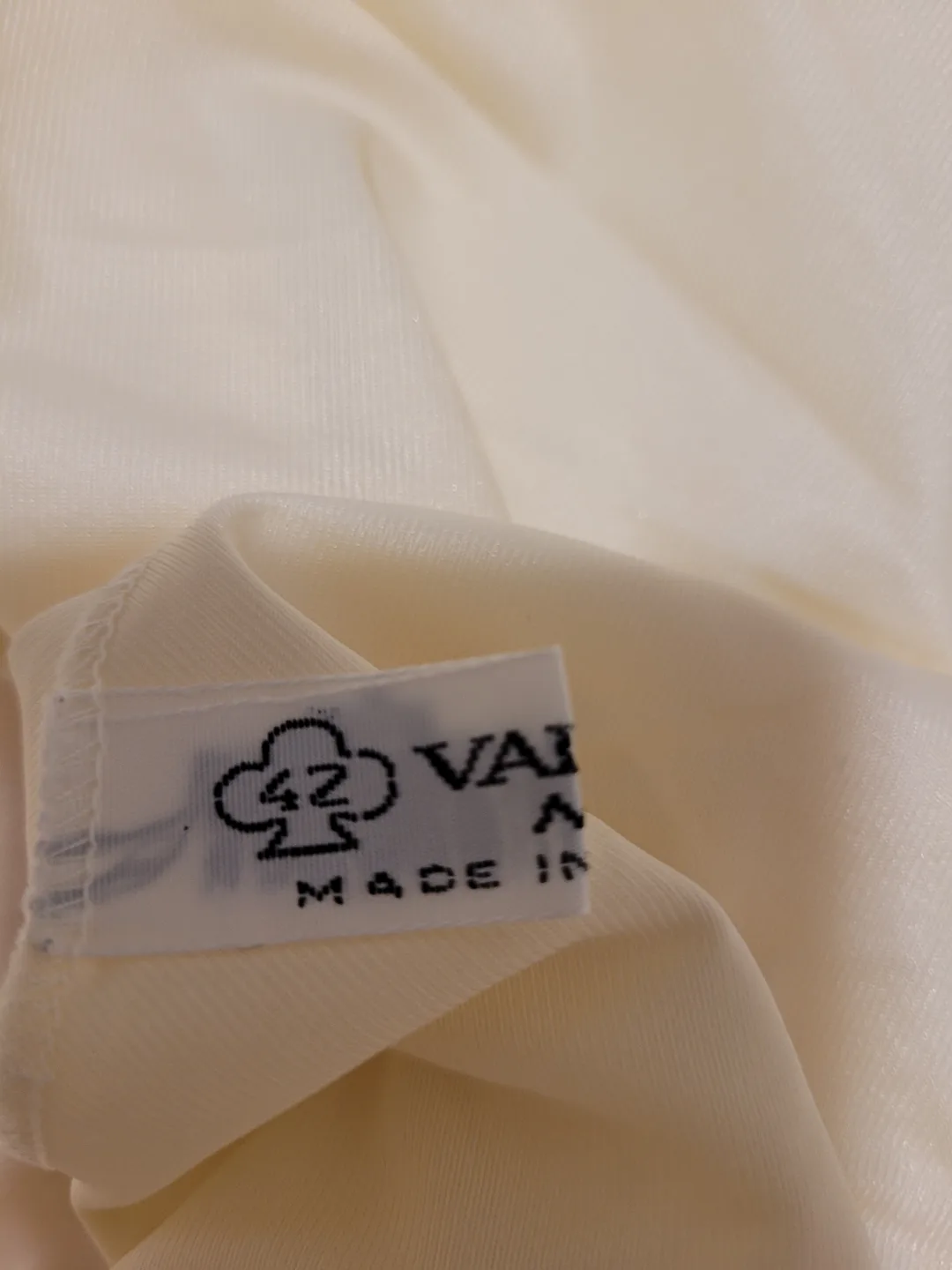 Vintage Glenma French Lingerie Sets  - see all pictures image indicator(9)