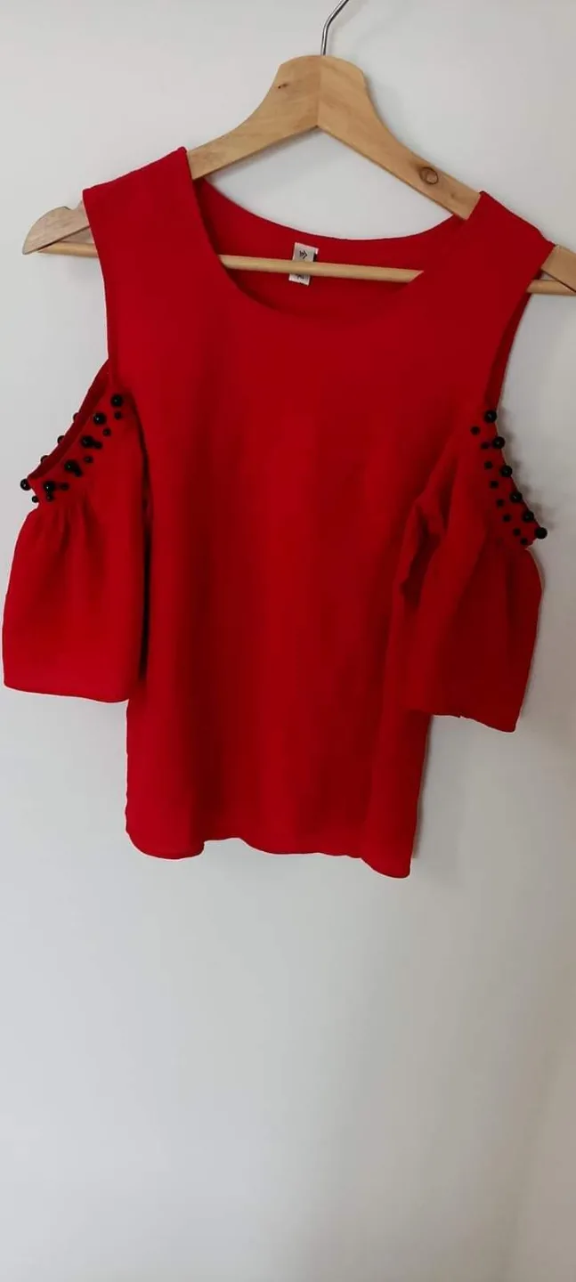 BRAND NEW Women's summer/Spring Tops 💚 image indicator(10)