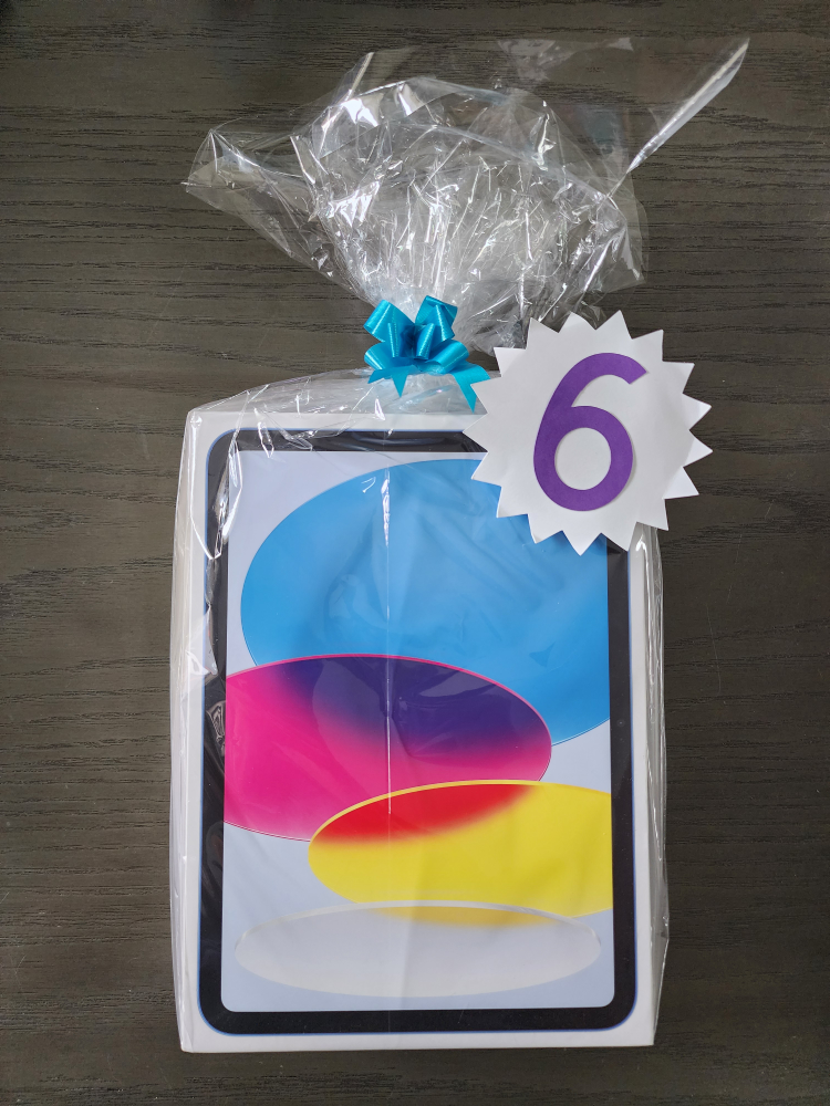 iPad (10th generation) 64GB - Sealed in Box