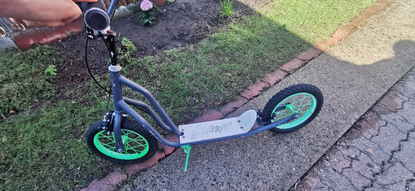 Kids' Scooter with Big Wheels