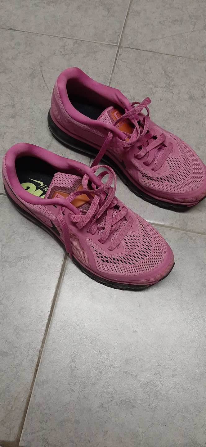 Women's Nike Air Max running shoes