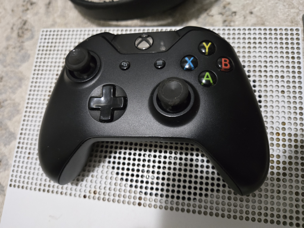 Xbox One Console Bundle - Games, Controller & Headset - photo 5