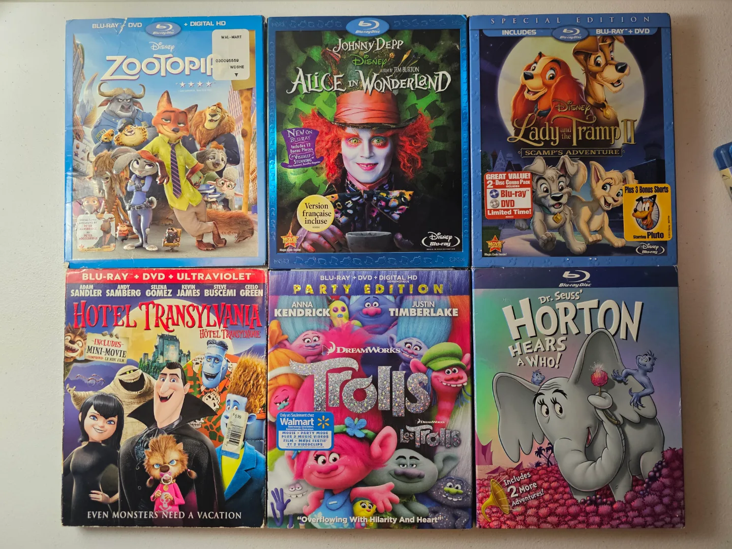 Blu-ray Bundle: Disney, Dreamworks, Illumination & More! image indicator(3)