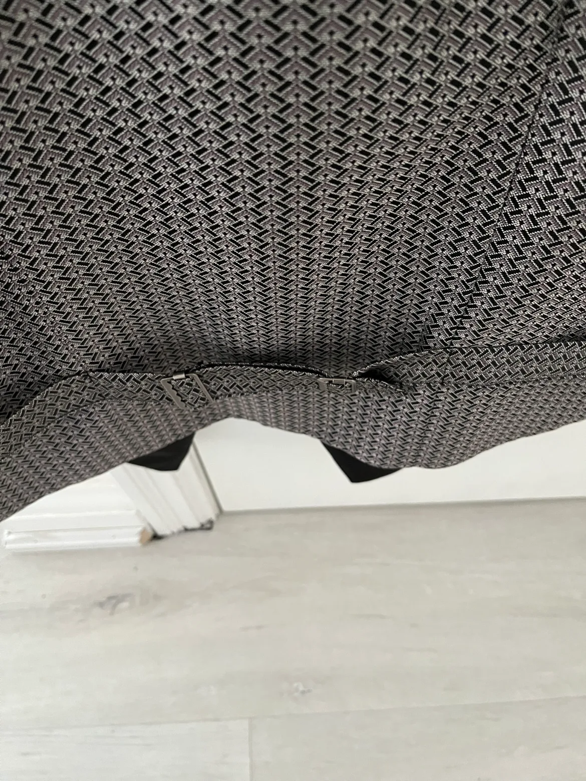 Stylish Sleeveless Vest, Size M image indicator(4)