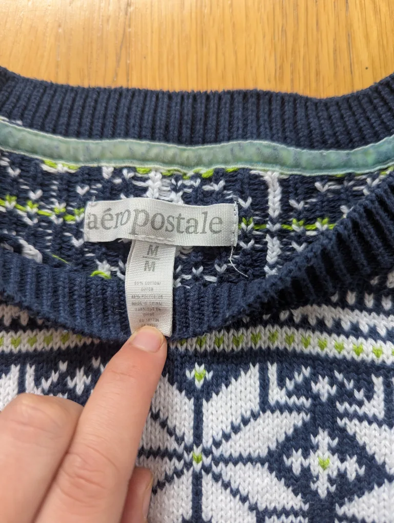 aéropostale Fair Isle Knit Sweater - Size Medium image indicator(2)