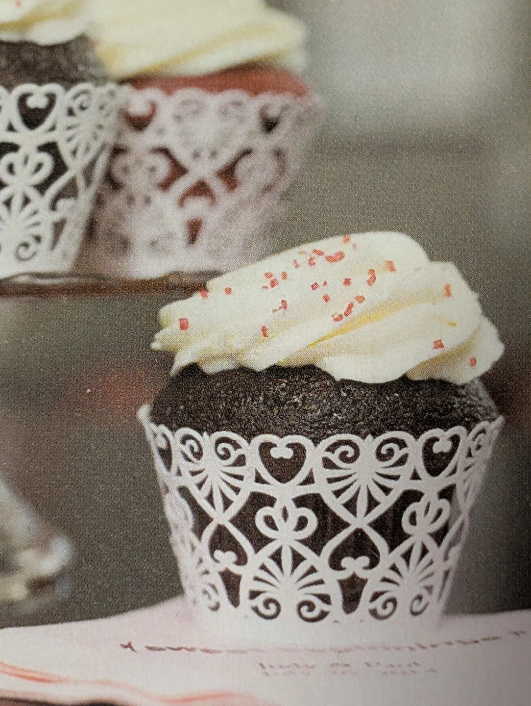 🧁Brand New Weddingstar Filigree Cupcake Wrappers image indicator(6)