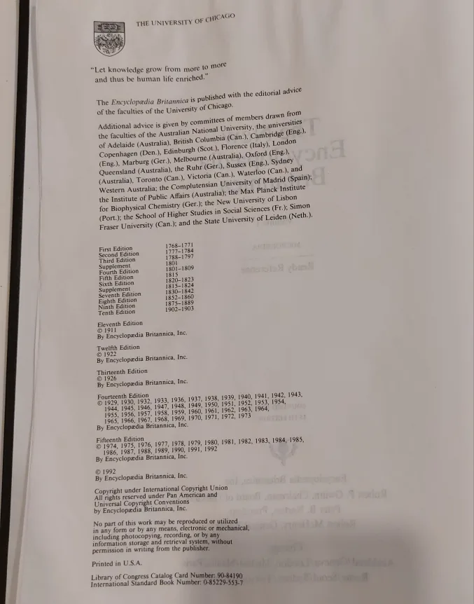 Encyclopaedia Britannica Micropedia, Volume 1 image indicator(2)
