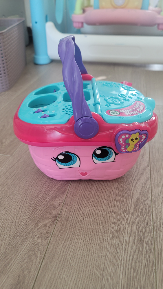 LeapFrog Shapes & Sharing Picnic Basket