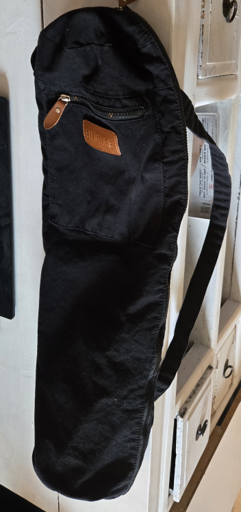 Black Yoga Mat Bag with Shoulder Strap
