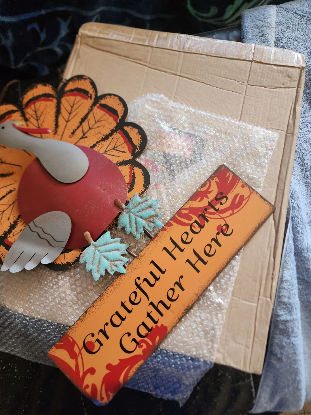 Thanksgiving Turkey Decoration - Grateful Hearts Gather Here image indicator(3)