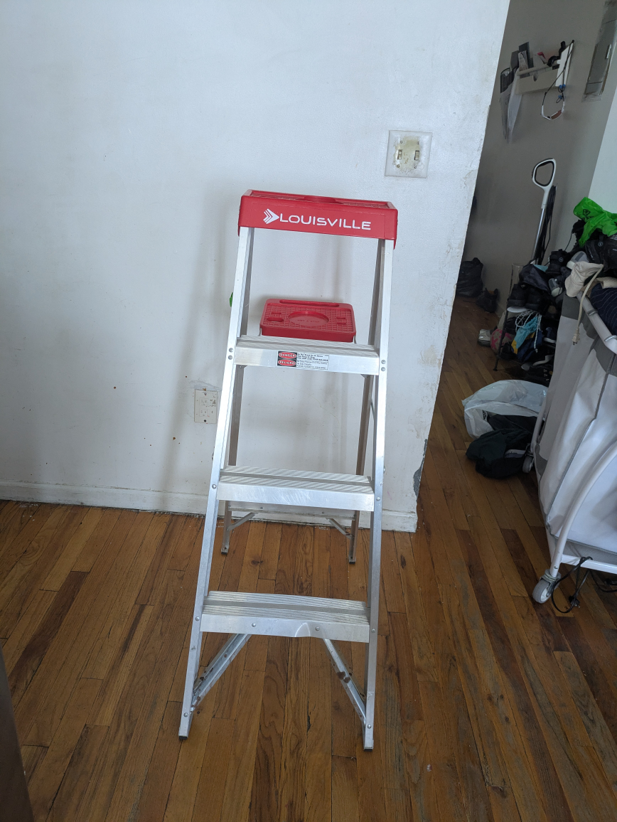 Louisville Ladder - 3-Step Aluminum Step Ladder with Tool Tray - photo 4