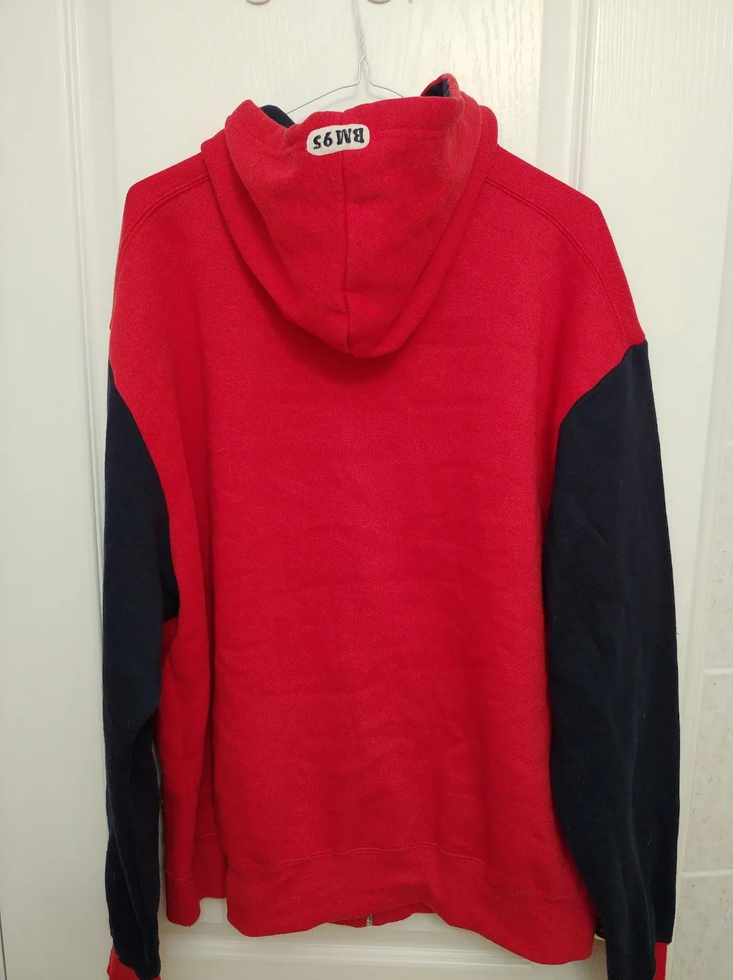 Champion Hoodie (XL) image indicator(4)