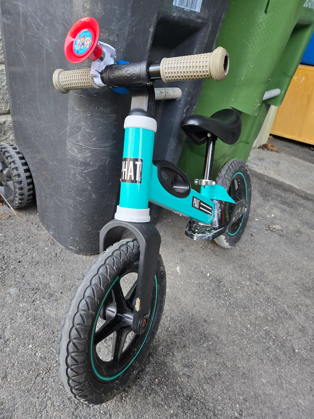 Phat Balance Bike - Teal image indicator(3)