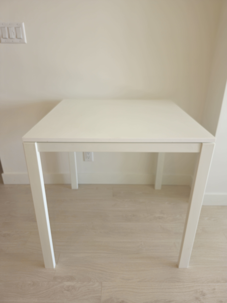 IKEA MELLTORP White Square Table (75cm×75cm)