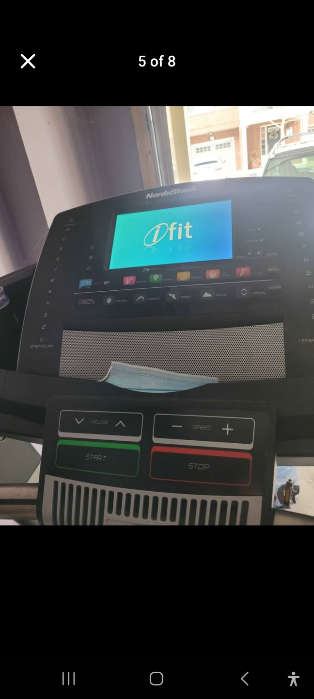 Pro grade NordicTrack Treadmill with incline - photo 2