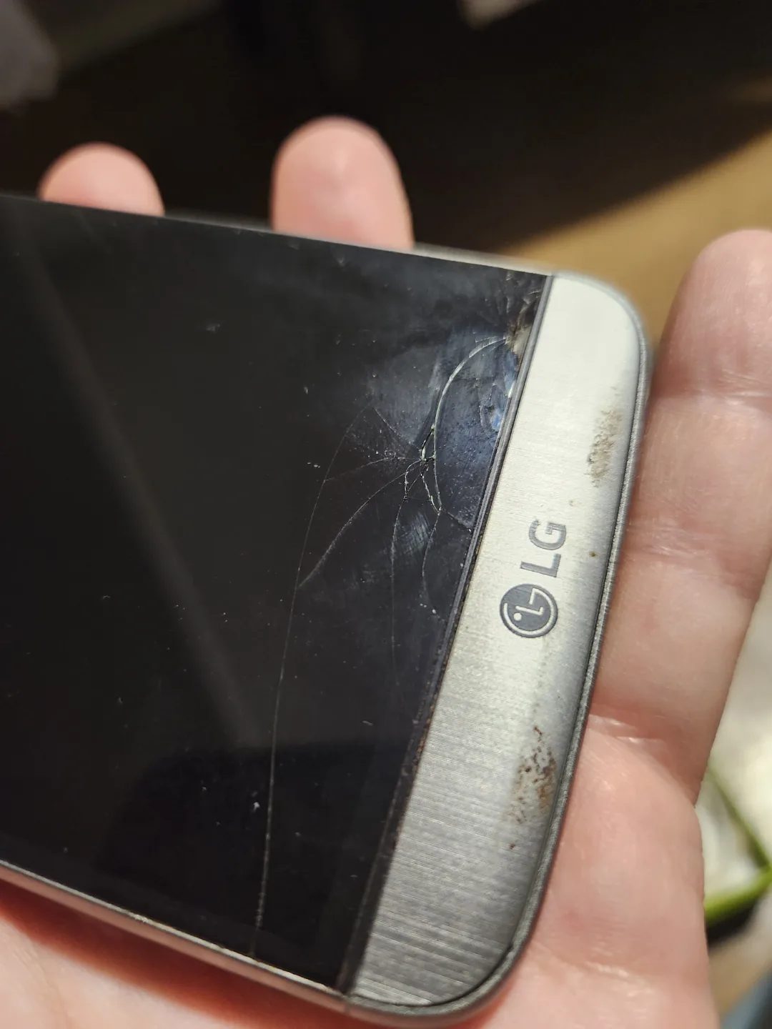 LG G5 Smartphone image indicator(2)