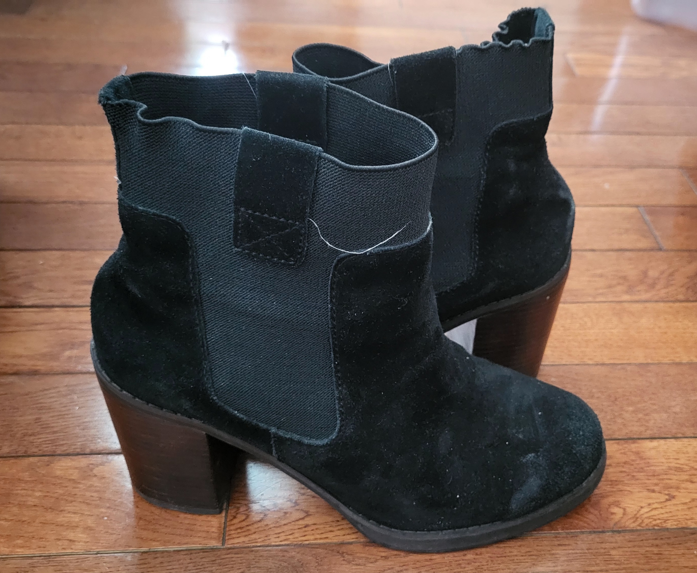Women's Black Suede Block Heel Ankle Boots