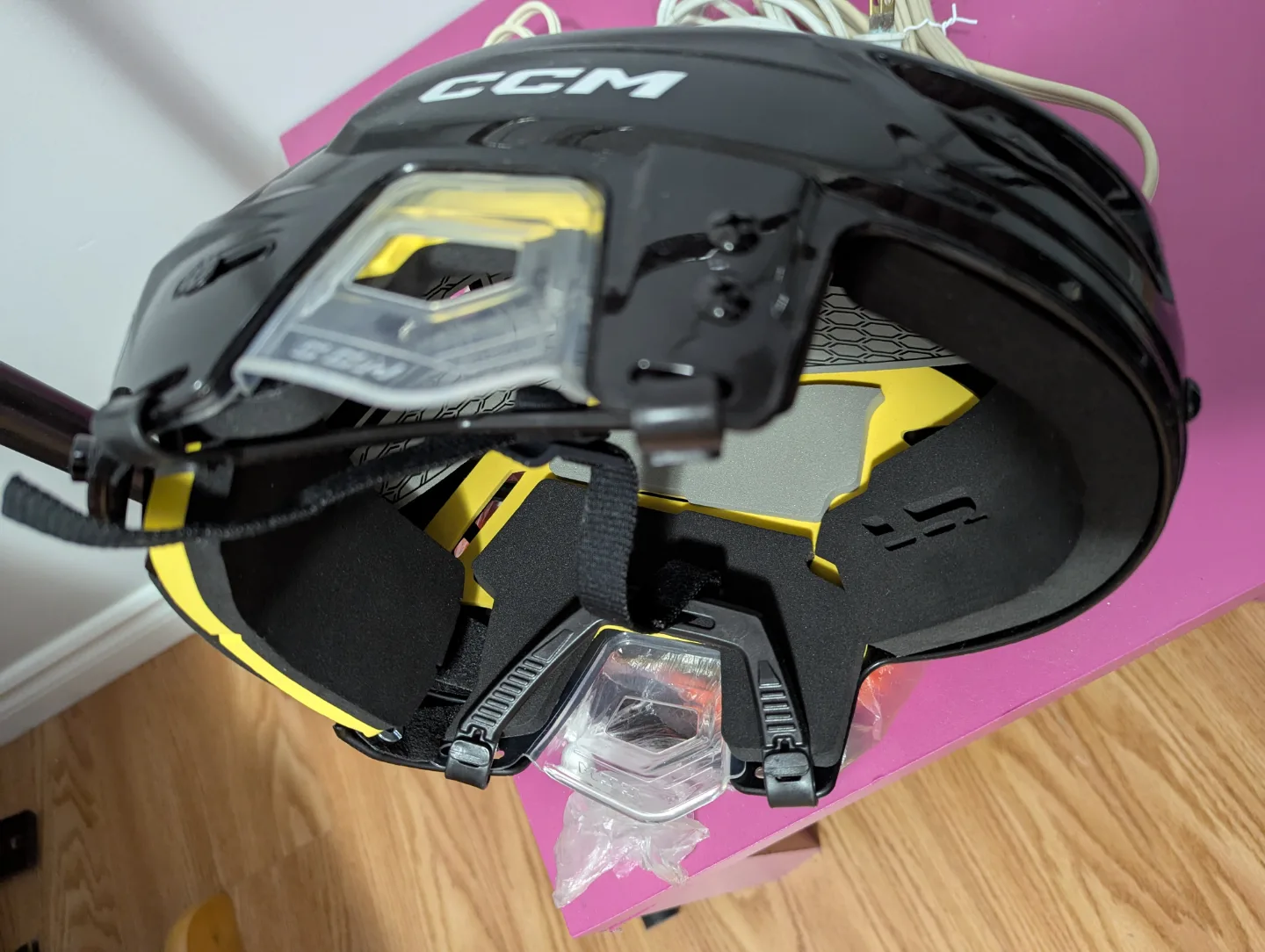 CCM Tacks 120 Hockey Helmet - Black with Yellow Accents image indicator(7)