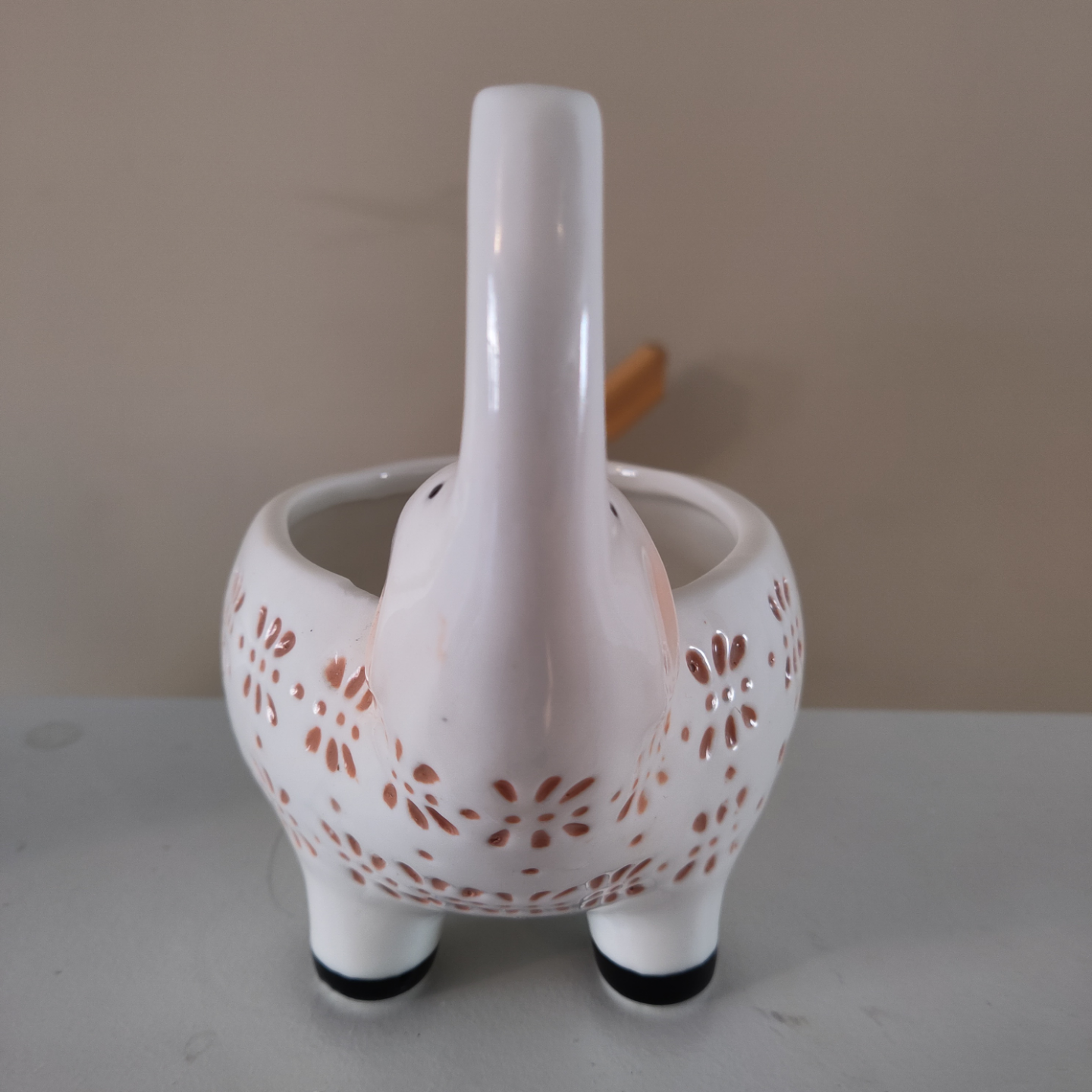Adorable Elephant Planter Pot - photo 3