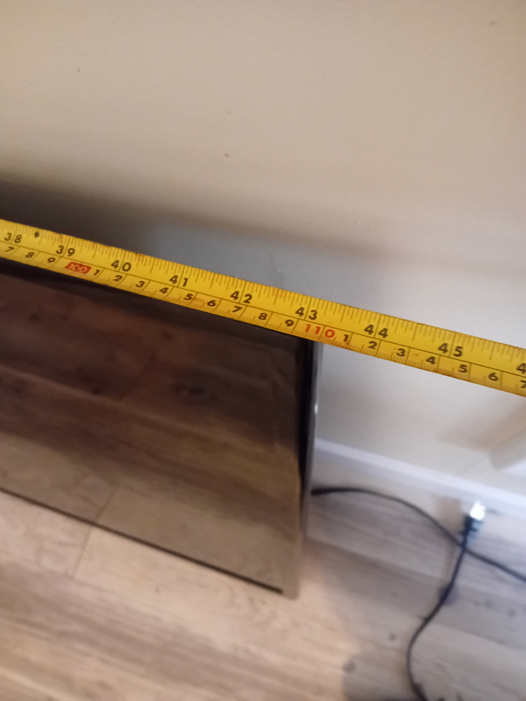 43" Samsung Smart TV (slight damage shown in pictures) - photo 3