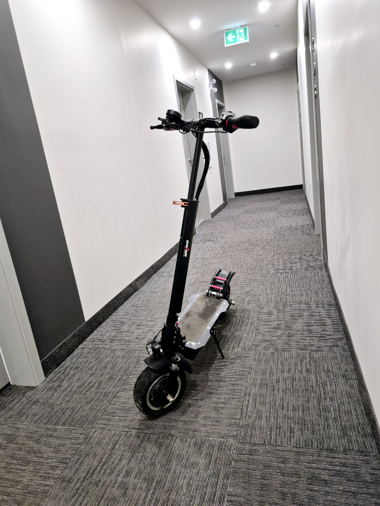Synergy Electric Scooter - photo 4