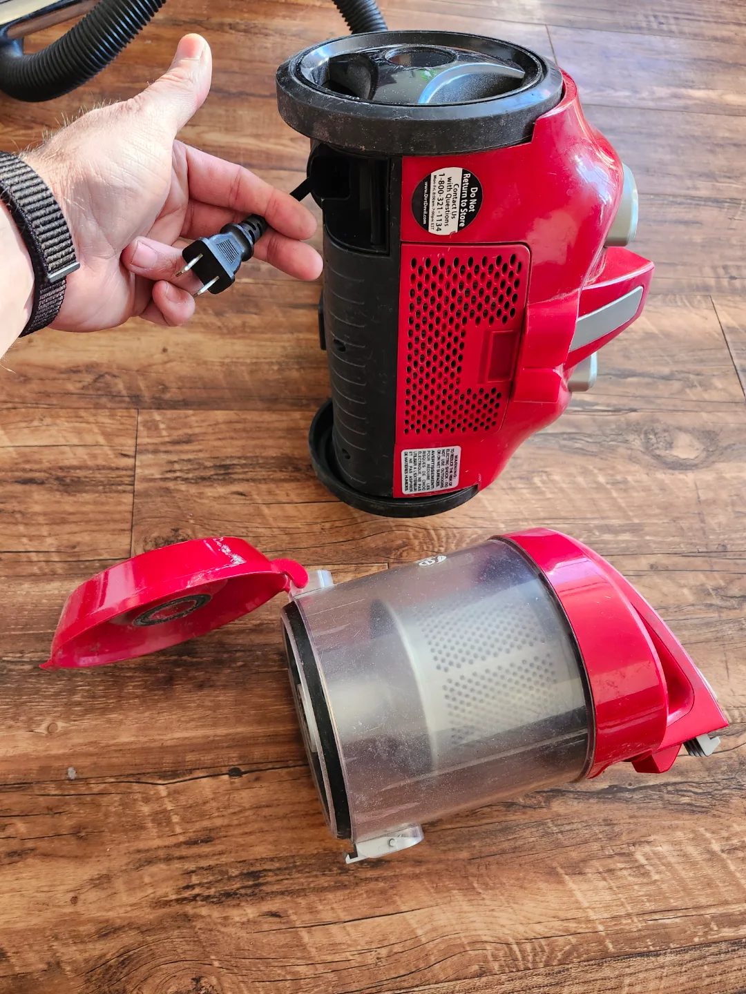 Dirt Devil Cyclone Vacuum image indicator(2)