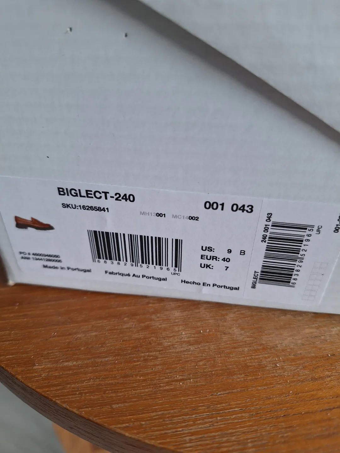 Brand new - Aldo Biglect Penny Loafers - Sz 9US/40EU image indicator(5)