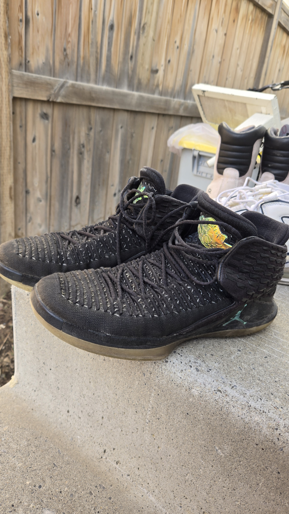 Air Jordan XXXII Black Cat - Men's Size 9