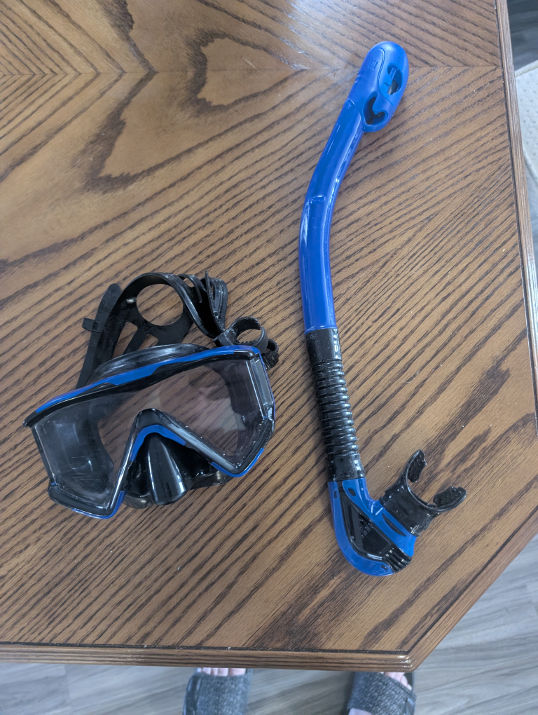 Snorkel Mask Anti-Fog, Leak-Proof Scuba Diving Mask and Snorkel - photo 2