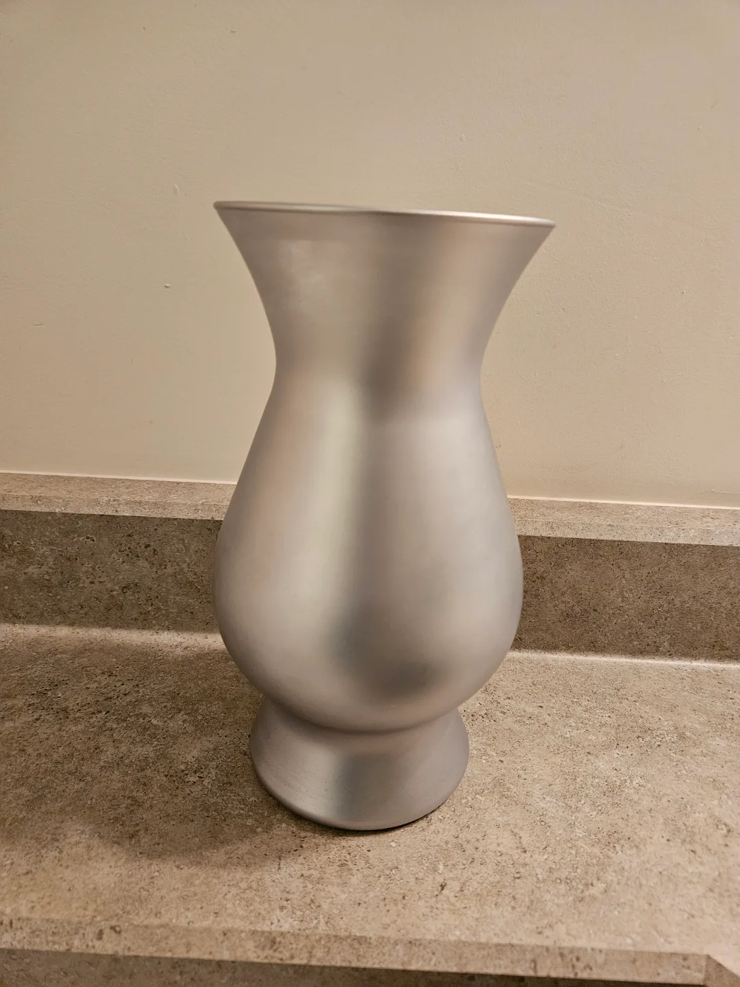 Silver Vase thumbnail