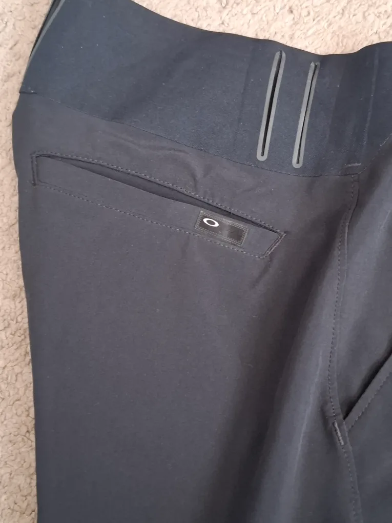 Men's Oakley Black Golf Shorts image indicator(8)
