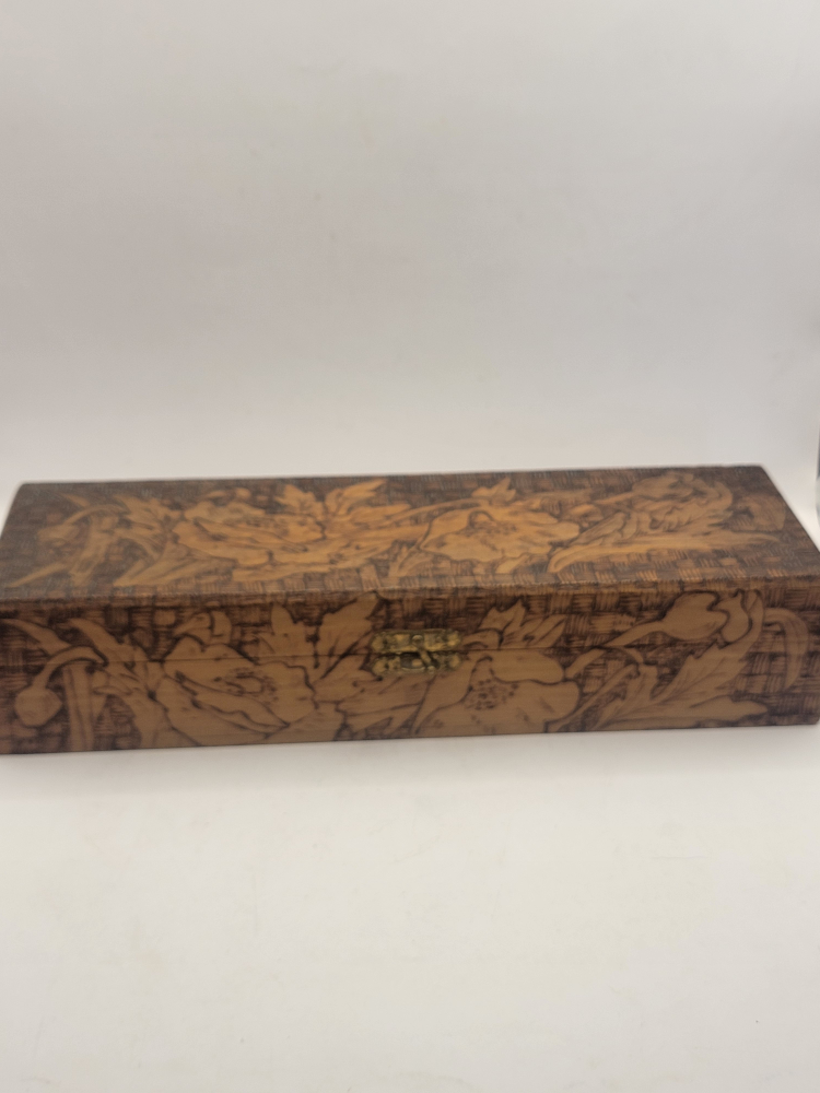 antique Pyrography glove box ,2 pair leather gloves