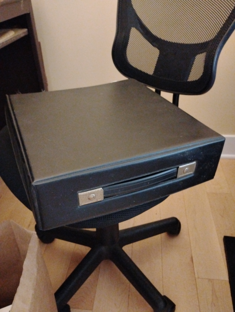Vintage Underwood 315 Portable Typewriter - photo 3
