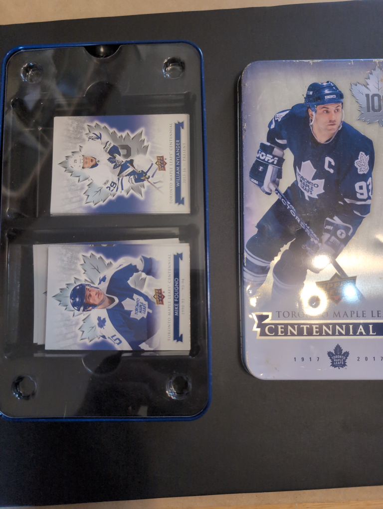 Toronto Maple Leafs Centennial Set Hockey Cards Tin - photo 2