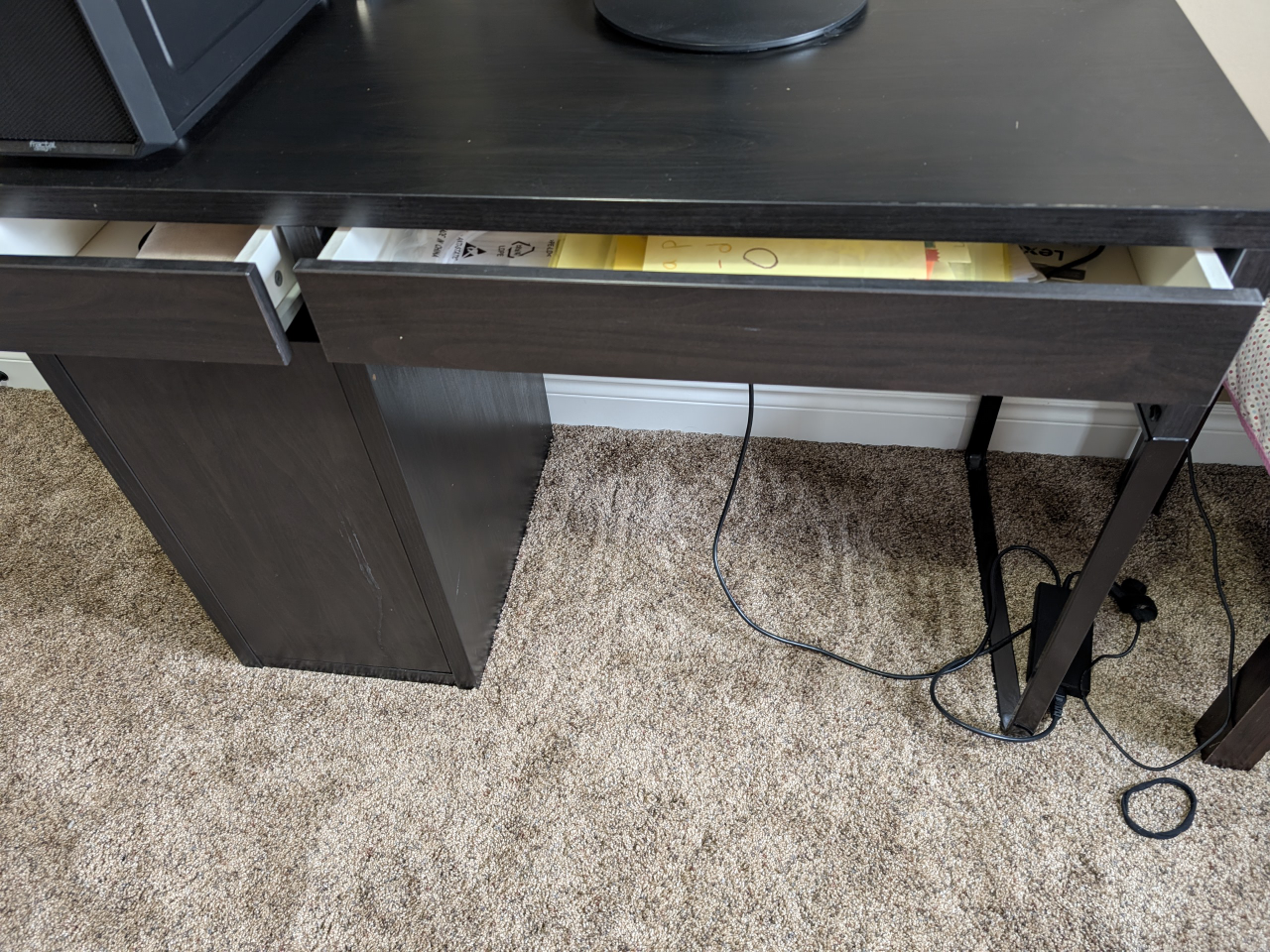 IKEA MICKE Desk - Black-Brown - photo 3