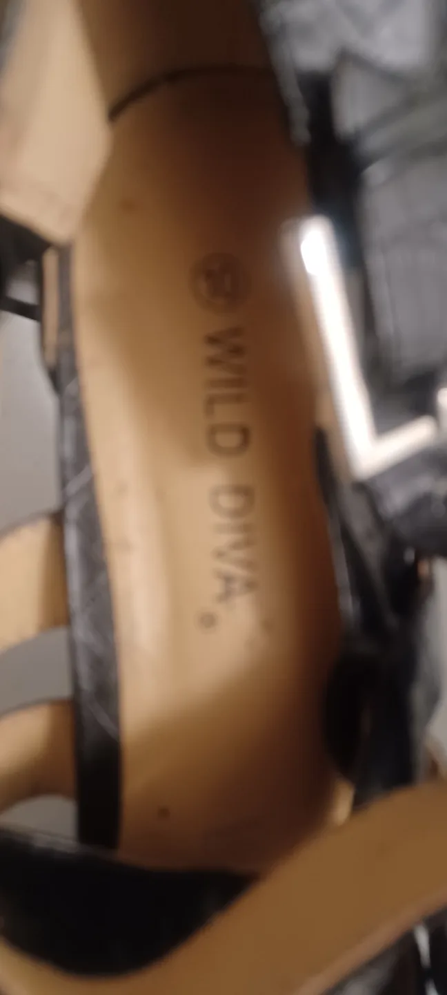 Wild Diva Black Crocodile-Print Sandals image indicator(4)