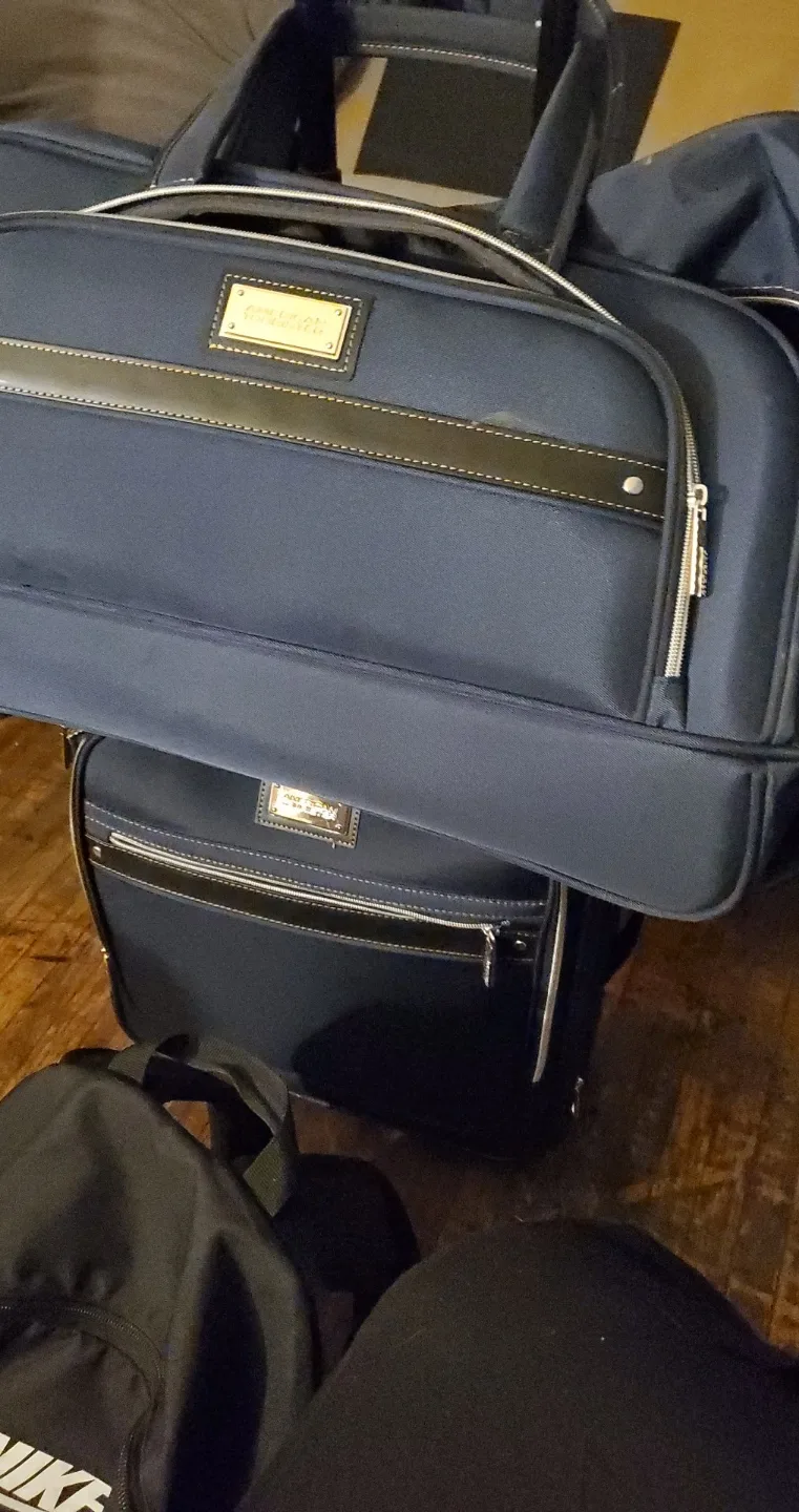 Samsonite Luggage Set thumbnail