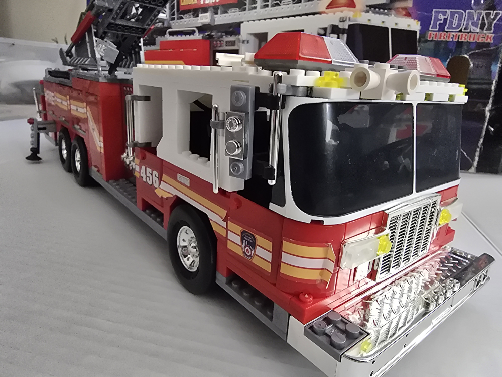 FDNY Ladder 456 Firetruck - Probuilder Blocks Building Toy - photo 4