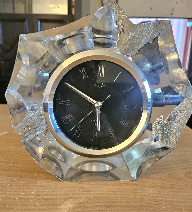 Vintage Lofty Crystal Heavy Desk Clock💚