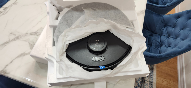 Brand New in box Ecovacs Deebot T30S robot vacuum and Mop - photo 4